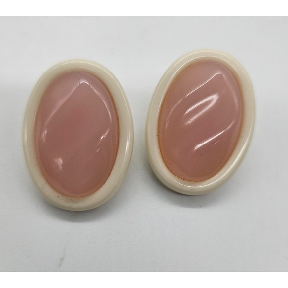Avon Jewelry - Vintage AVON Pink and Cream Oval Stud Earrings Retro Resin Cabochon Post Jewelry